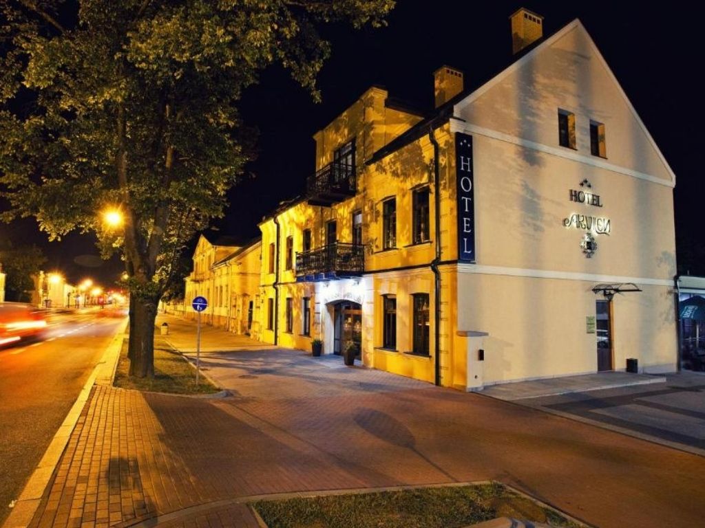 Hotel Akvilon