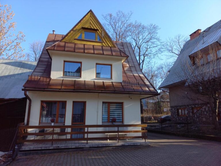 Domek u Gąsieniców 1