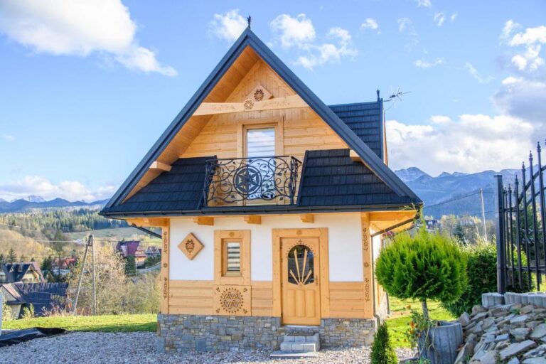 Domki na Brzyzku z jacuzzi i widokiem na góry